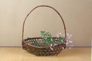 紫錦唐松